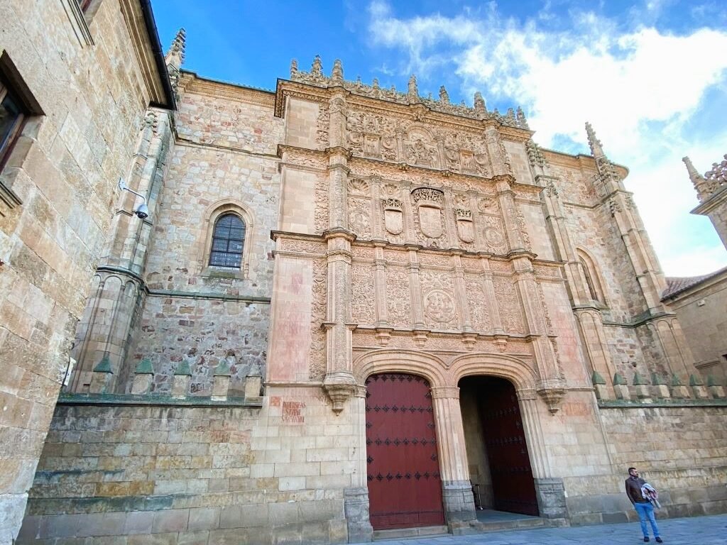 Fachada principal da Universidade de Salamanca