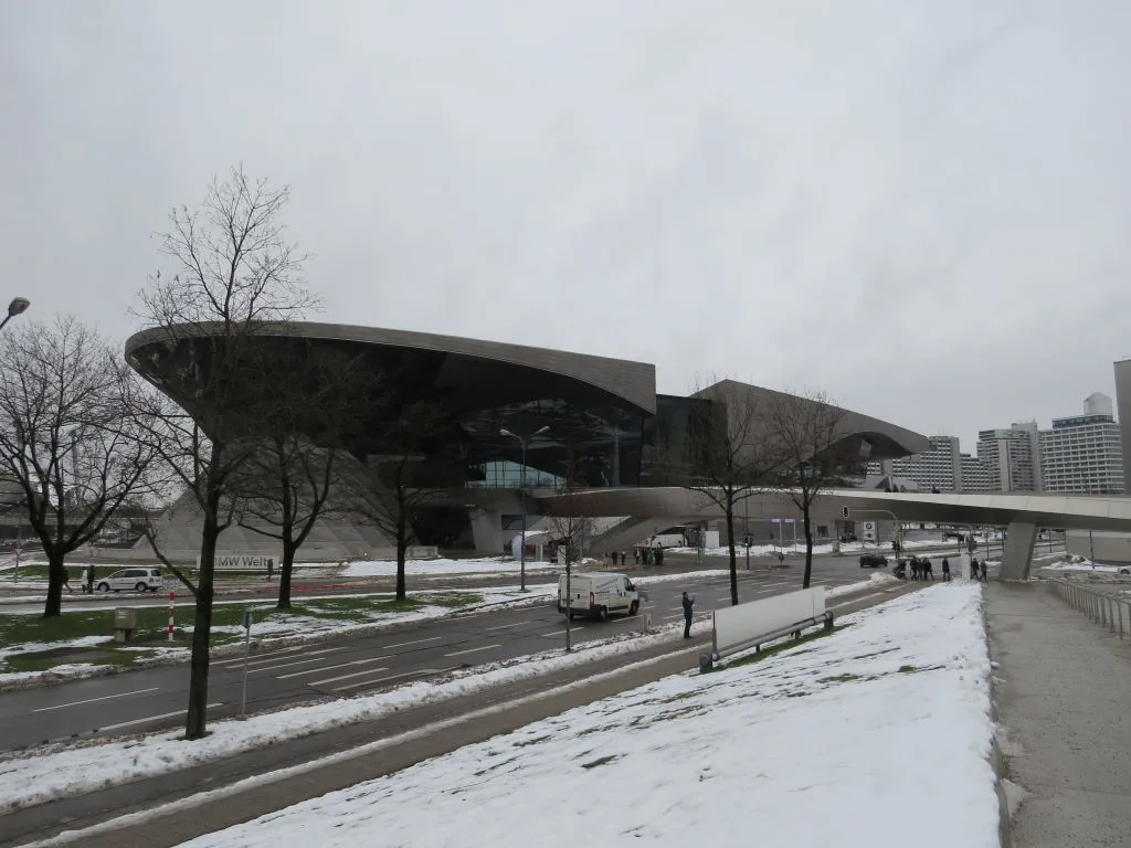 Museu da BMW: Museu de carro na Alemanha
