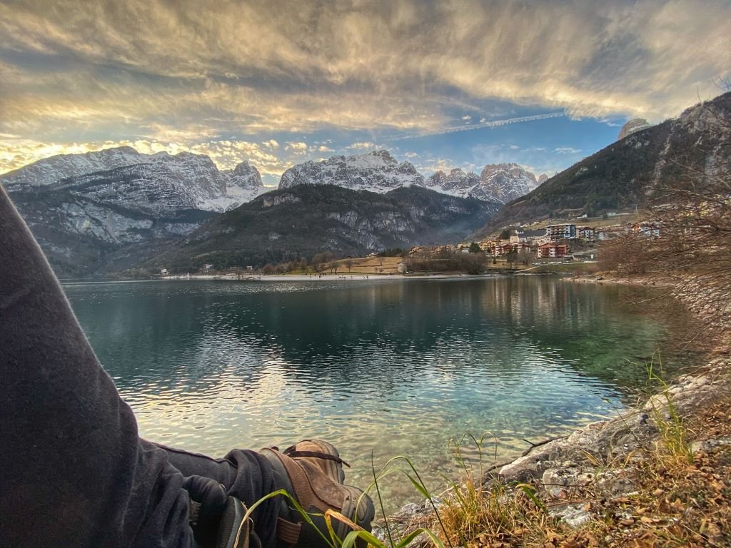 Por no sol no lado di molveno